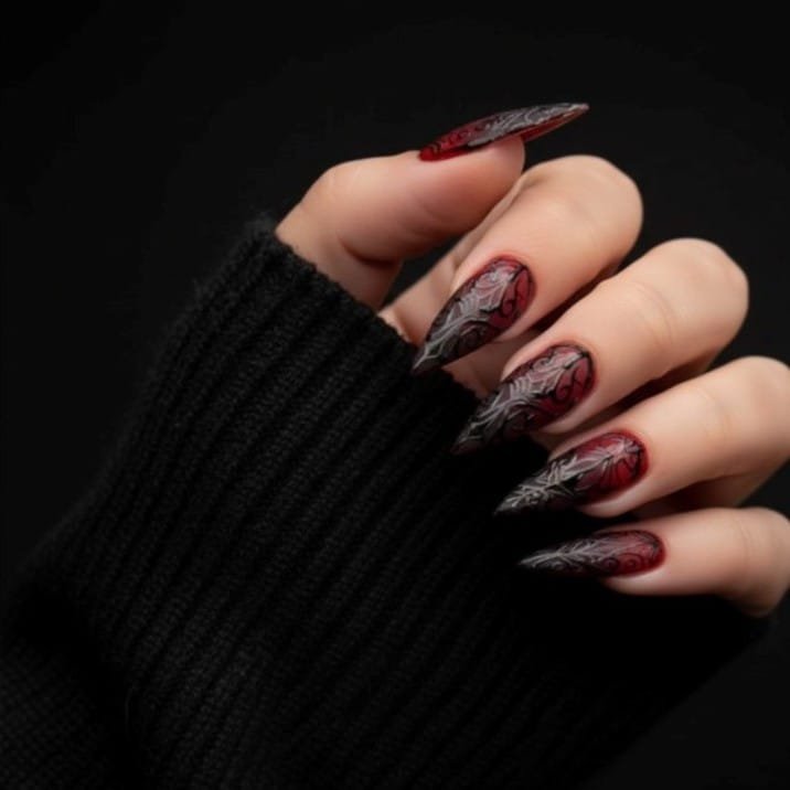Halloween goth pres on nails